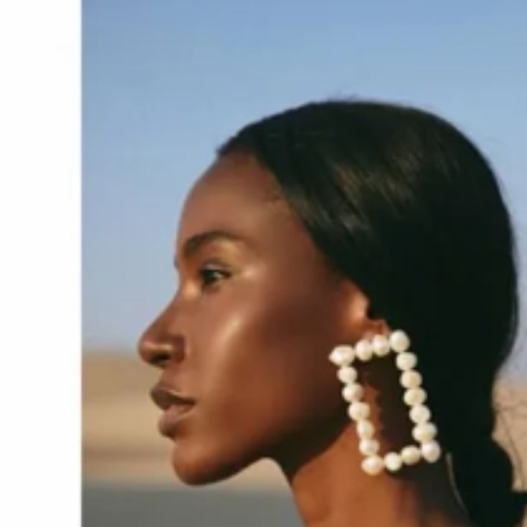 cult gaia Accessories - Cult Gaia pearl pierced earrings.😻NEW, bag, dust bag, box, store bag,amazing on